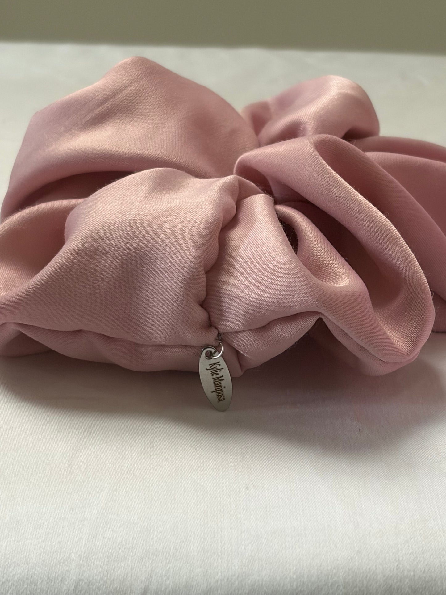 Silk Scrunchie — Pink